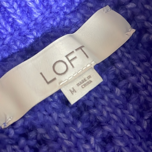 Loft Purple Soft! Cable Knit Long Sleeve Crew Neck Sweater- Medium - Picture 5 of 9